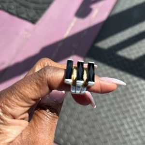 Chic Black and Gold Women's Ring